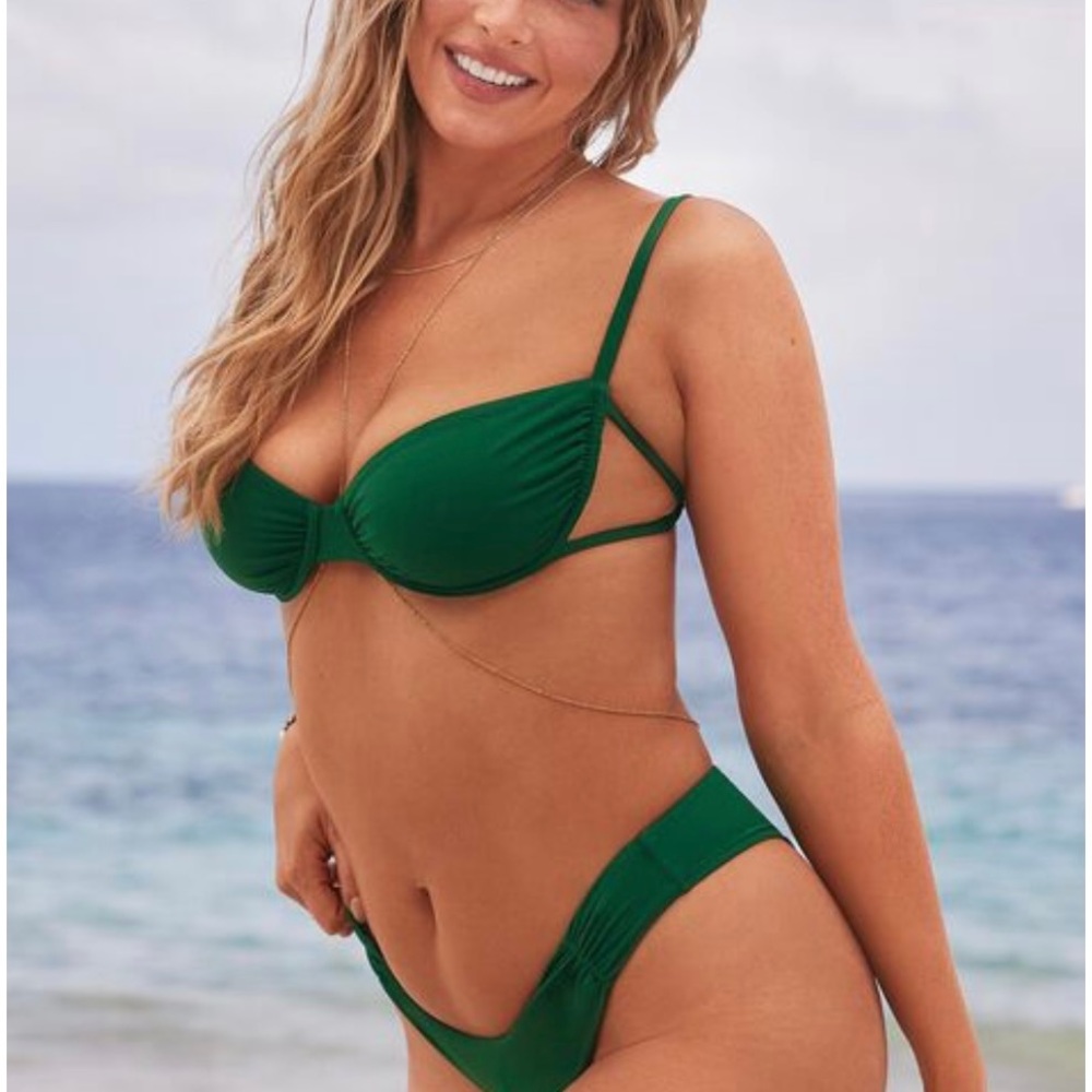Zoe Bikini Top Camille Kostek SFA